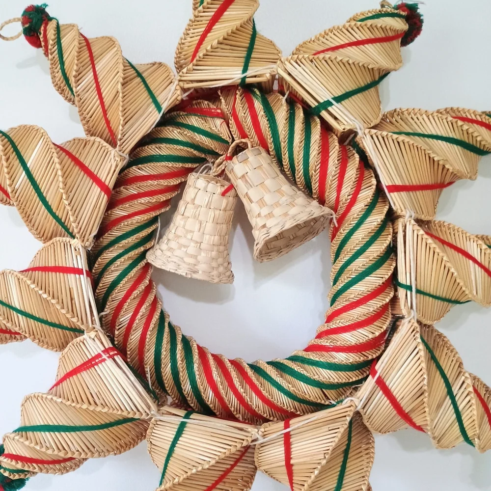 Vintage Holiday Scandinavian Swedish Woven Straw Star Christmas Wreath 21